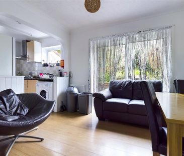 4 bedroom terraced house to rent - Photo 1