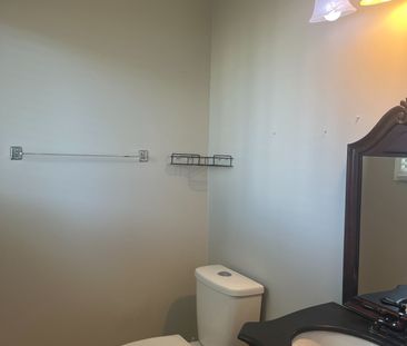 For Lease - 18 Junewood Crescent, Brampton, Ontario - Photo 2