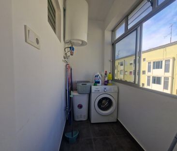 Alquiler de Piso Recién Reformado en Santa Cruz – A Estrenar – 0067... - Foto 1