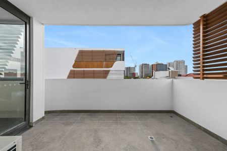 Modern City Sanctuary with Parking | Apartment on Pitt Street - Photo 4