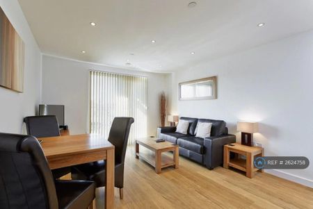 1 bedroom flat to rent - Photo 5