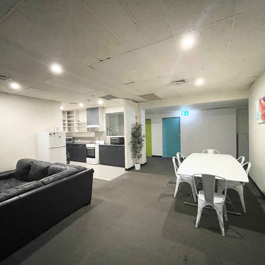 Room 6 (Non Ensuite) - Photo 1