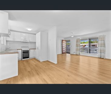 11 Onslow Street, Nerang, Qld 4211 - Photo 4