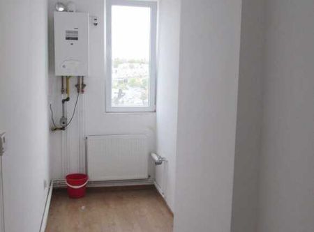 Apartament 2 camere, 47 mp, nemobilat, zona Big - Photo 5