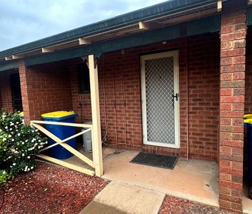 Fully Furnished Small & Easy to maintain Unit! - Photo 5