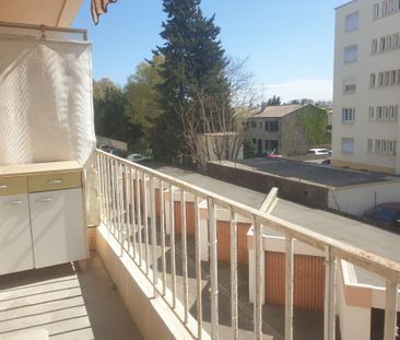 NIMES - PROCHE HOTEL DE POLICE - APPARTEMENT T3 55.40 m2 AVEC BALCO... - Photo 3