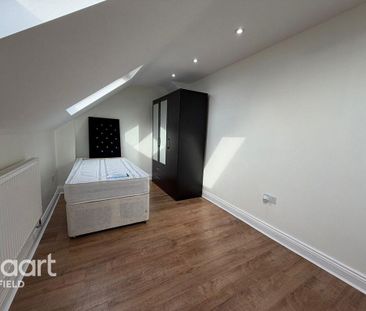 1 bedroom in a house share to rent - Photo 3