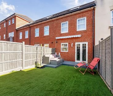 3 bedroom terraced house to rent - Photo 5