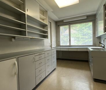 Wohnen und Arbeiten unter einem Dach: Grosszügige 11.5-Zimmer-Liegenschaft in Langenthal - Photo 6