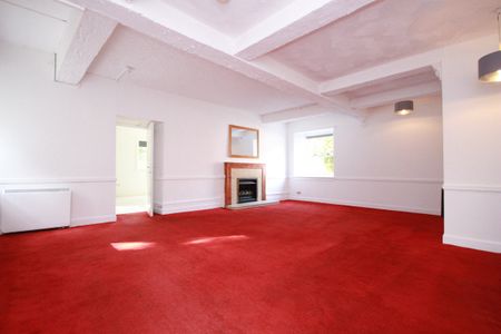 Denovan Road, Denny, FK6 - Photo 2