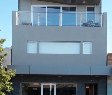 2 LEVELS, 2 BEDS, 2 BATHS, IN BOUTIQUE GROUP! - Photo 3