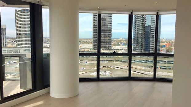 2 bedrooms luxury apartment - Photo 1