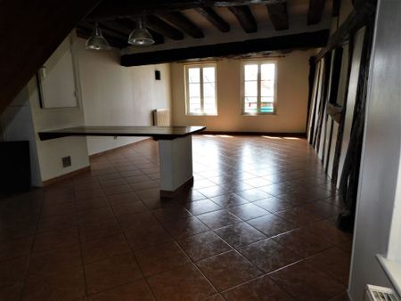 Location appartement 4 pièces, 79.21m², Gisors - Photo 2