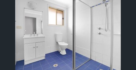 5 Bedrooms + study - Photo 5