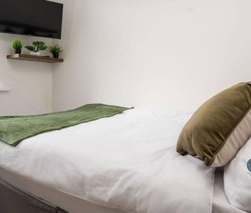 5 bedroom terraced house to rent - Photo 4