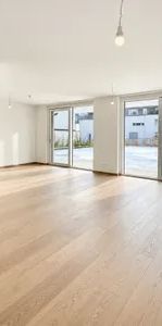 EINZIGARTIGE MIETWOHNUNG, Gartenresidenz in Döbling: 4-Zimmer, 260 m² private Grünfläche & 60 m² Sonnenterrasse - Photo 1