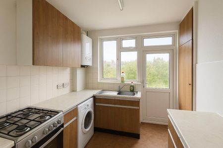 2 bedroom apartment to rent - Photo 4