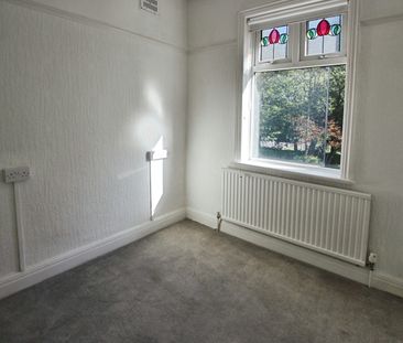 Semi-detached house to rent on - Photo 2