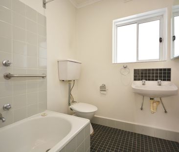 10/399 Kooyong Road, Elsternwick VIC 3185 - Apartment For Rent | Do... - Photo 3