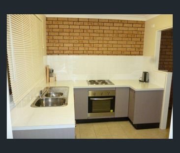 CONVENIENT LIVING CLOSE TO THE CBD - Photo 1