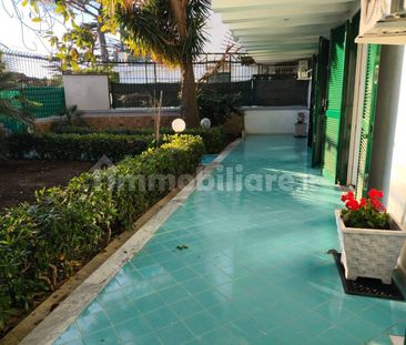 Trilocale viale degli Oleandri, Lucrino, Pozzuoli - Foto 2
