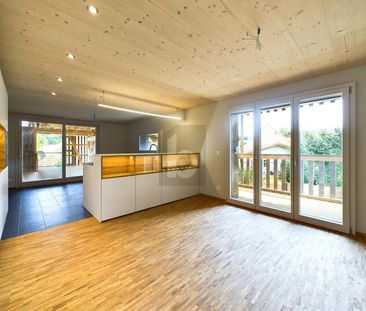 MODERN, SPACIOUS, RURAL AND YET URBAN-CLOSE - Foto 1