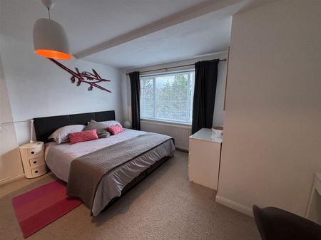 Knoll Hill, Bristol - Photo 2