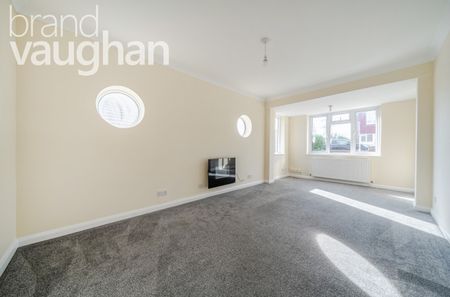 2 bedroom semi-detached bungalow to rent - Photo 2