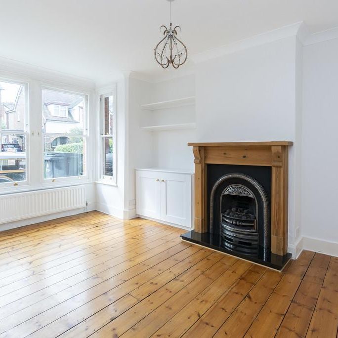 4 bedroom terraced house to rent - Photo 1