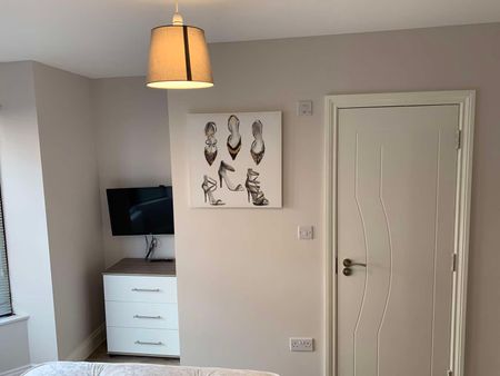 88 Grove Lane Photos - Photo 4