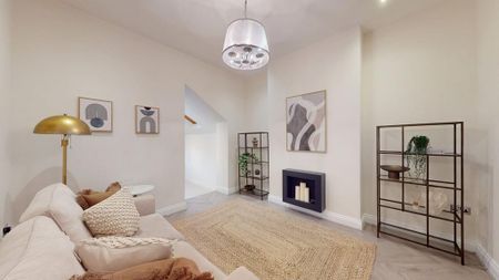 4 bedroom terraced house to rent - Photo 4