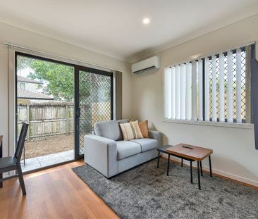 BRAND NEW FULLY FURNISHED, LUXURY MICRO APARTMENTS - Photo 5