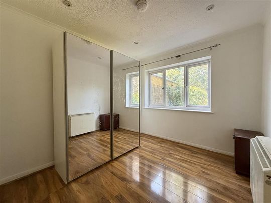 6 bedroom terraced house to rent - Photo 1
