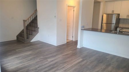 For Lease - 9450 The Gore Road Unit# 51, Brampton, Ontario - Photo 2