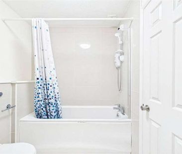 Stanbury Gate, Spencers Wood, Reading, Berkshire, RG7 - Photo 6