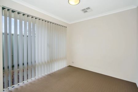 17 Harvey Crescent, - Photo 3