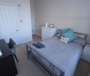 Wimborne Road, Poole - Photo 2