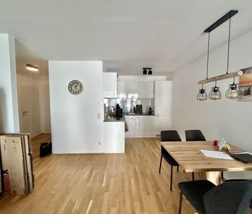 ab 01.08. verfügbar: moderne 2-Zimmer Wohnung mit großzügiger Freif... - Photo 2
