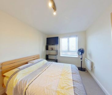 2 bedroom apartment to rent - Photo 3