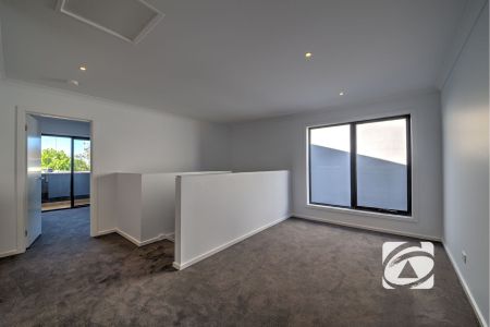 TOWNHOUSE IN BERWICK'S EXCLUSIVE HARK - Photo 5