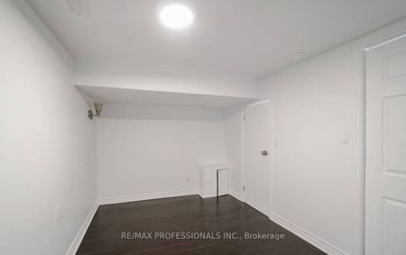 For Lease - 26 Coronado Court Unit# BSMT, Toronto, Ontario - Photo 4