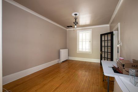 Student Housing - Photo 5