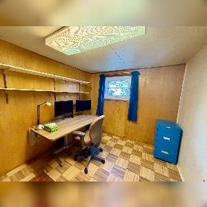 3 Bed 1 Bath For Rent Parkallen Edmonton - Photo 1