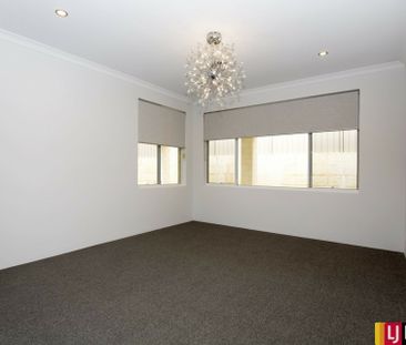 Spacious, Stylish & Low-Maintenance Family Home - Photo 6