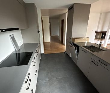 5.5 Zimmer, 106 m², 3. Stock - Photo 5