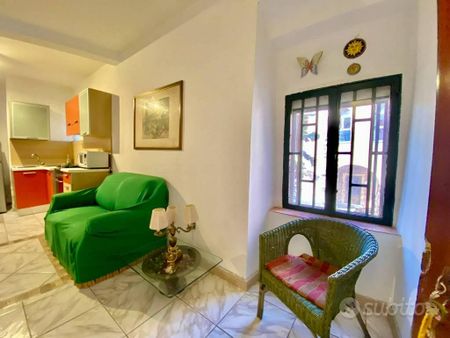 Appartamento di 30 m² con 2 locali a Catania - Photo 5