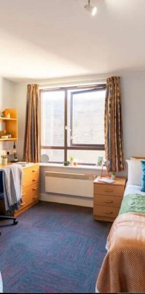 Room in a Shared House, Maplin Street, E3 - Photo 1