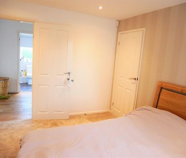 3 bedroom semi-detached house to rent - Photo 6