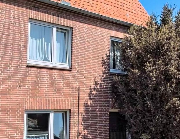 Frisch renovierte 2,5 Zimmer-Wohnung in Stade-Bützfleth - Photo 1