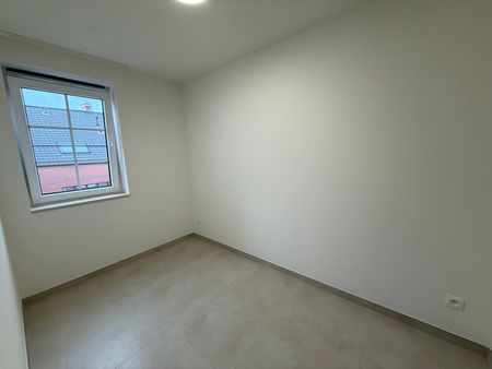 Instapklaar appartement met drie slaapkamers in hartje Geel - Photo 2